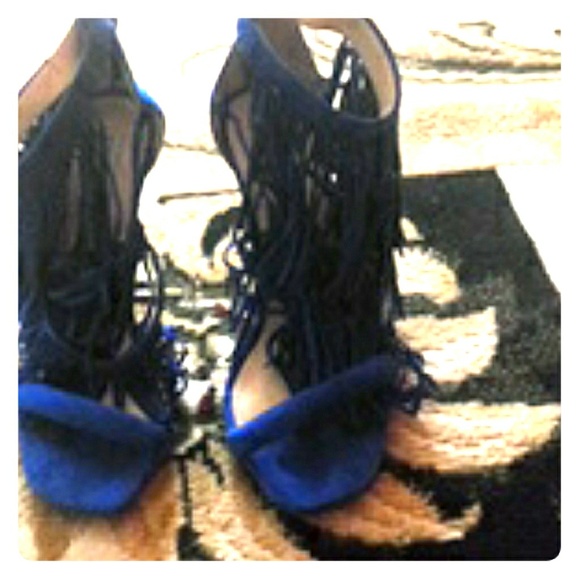 Suede shoes - Picture 1 of 4